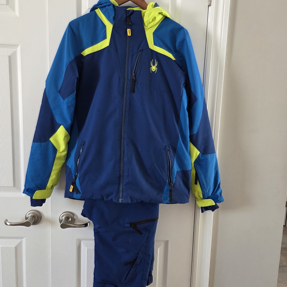 Boys Spyder Leader Technical Ski Jacket and Pants Set. Size 20